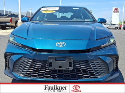 2025 Toyota Camry SE (SE)