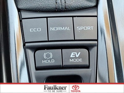 2025 Toyota Camry SE (SE)
