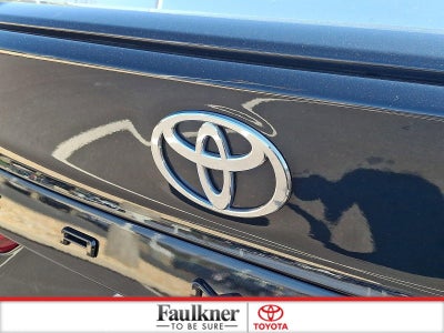 2025 Toyota Camry SE (SE)