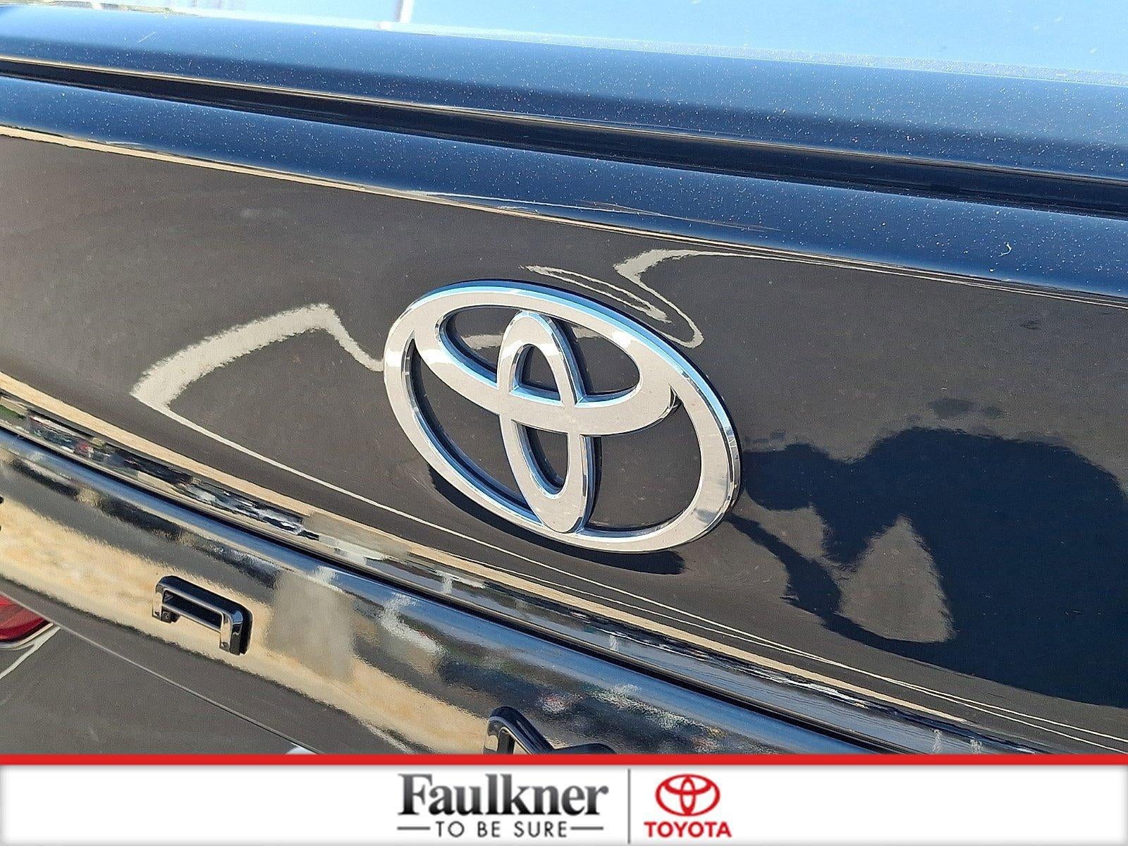 2025 Toyota Camry SE (SE)