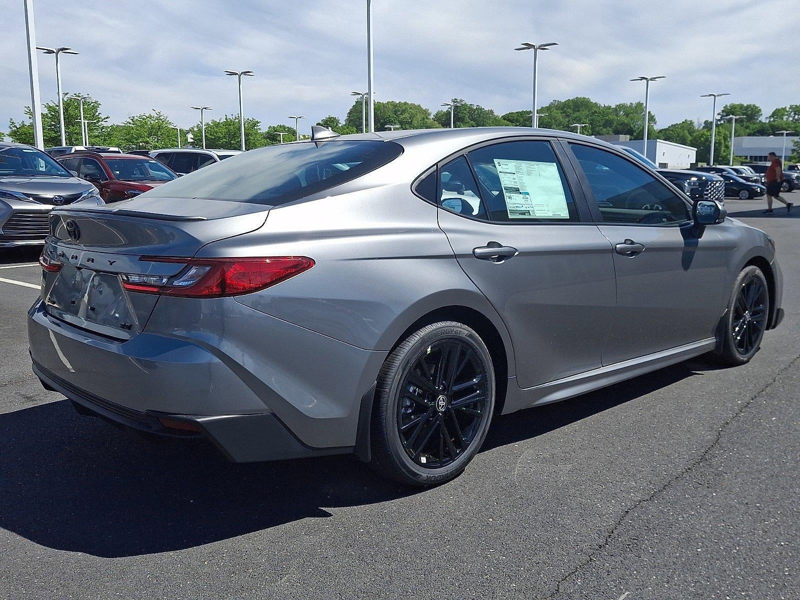 2026 Toyota Camry SE (SE)