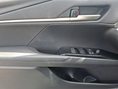 2025 Toyota Camry SE (SE)