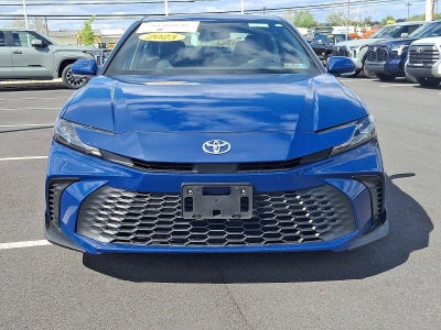 2025 Toyota Camry SE (SE)