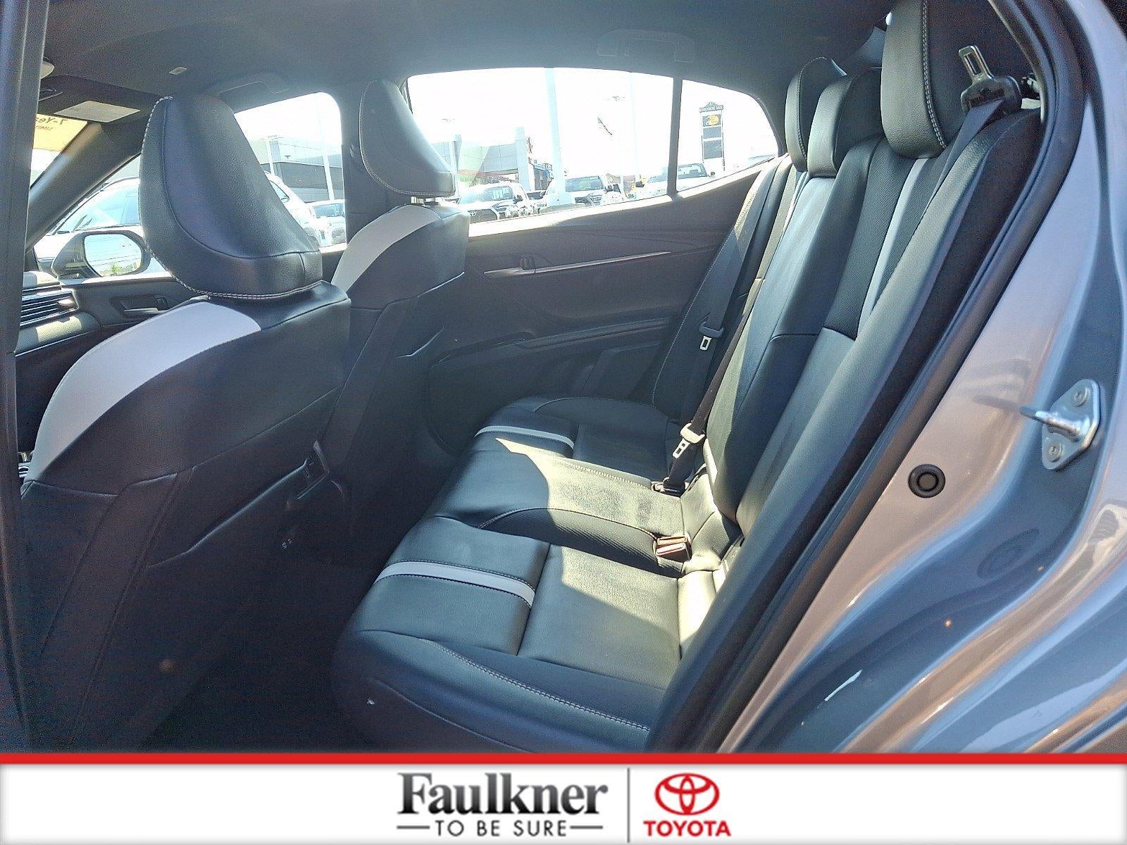 2025 Toyota Camry SE (SE)