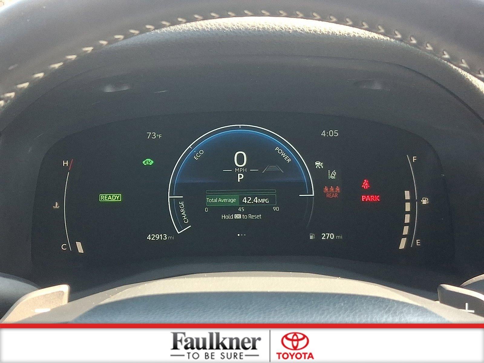 2025 Toyota Camry SE (SE)