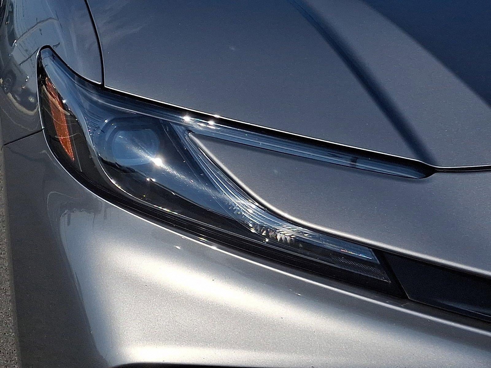 2025 Toyota Camry SE (SE)