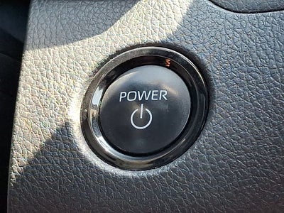 2025 Toyota Camry SE (SE)