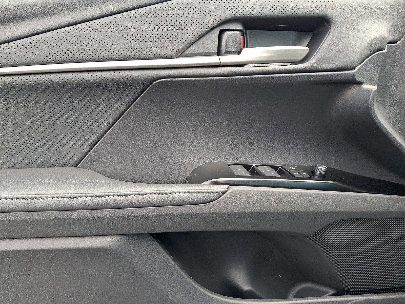 2026 Toyota Camry XSE (Natl)