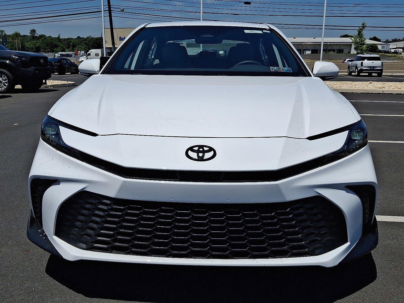 2026 Toyota Camry SE (SE)