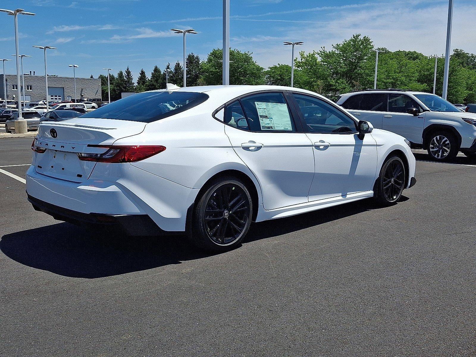 2026 Toyota Camry SE (SE)