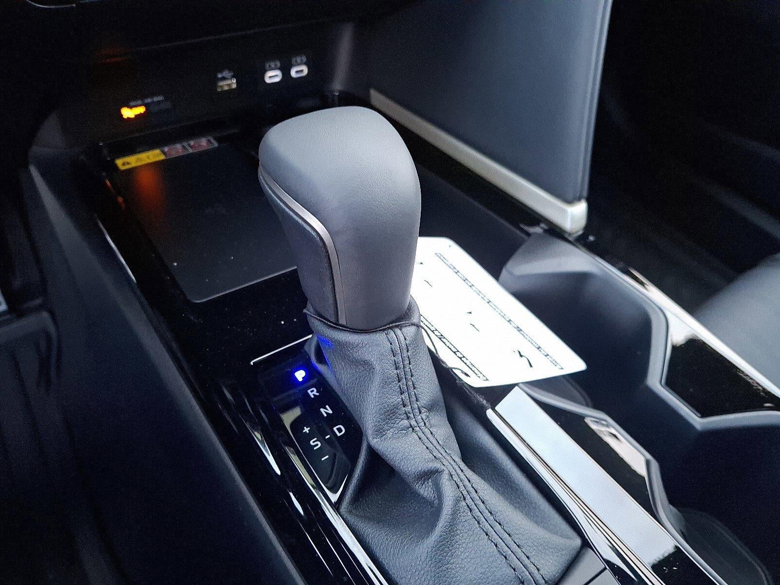 2026 Toyota Camry XSE (Natl)