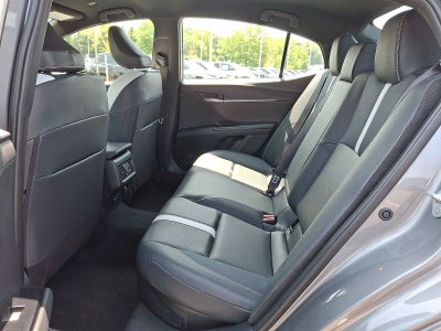 2025 Toyota Camry SE (SE)
