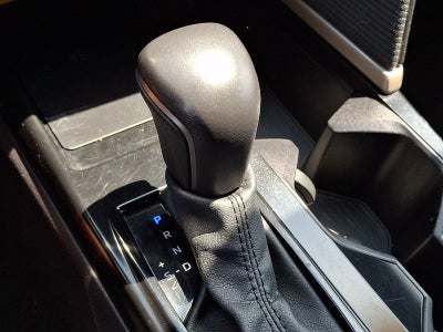 2025 Toyota Camry SE (SE)