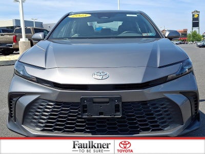 2025 Toyota Camry SE (SE)