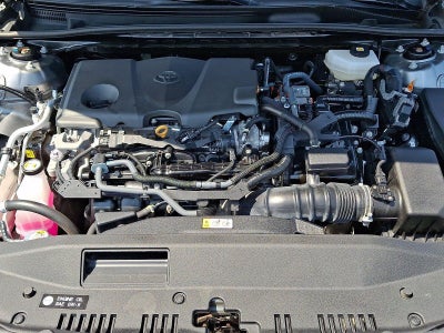 2025 Toyota Camry SE (SE)