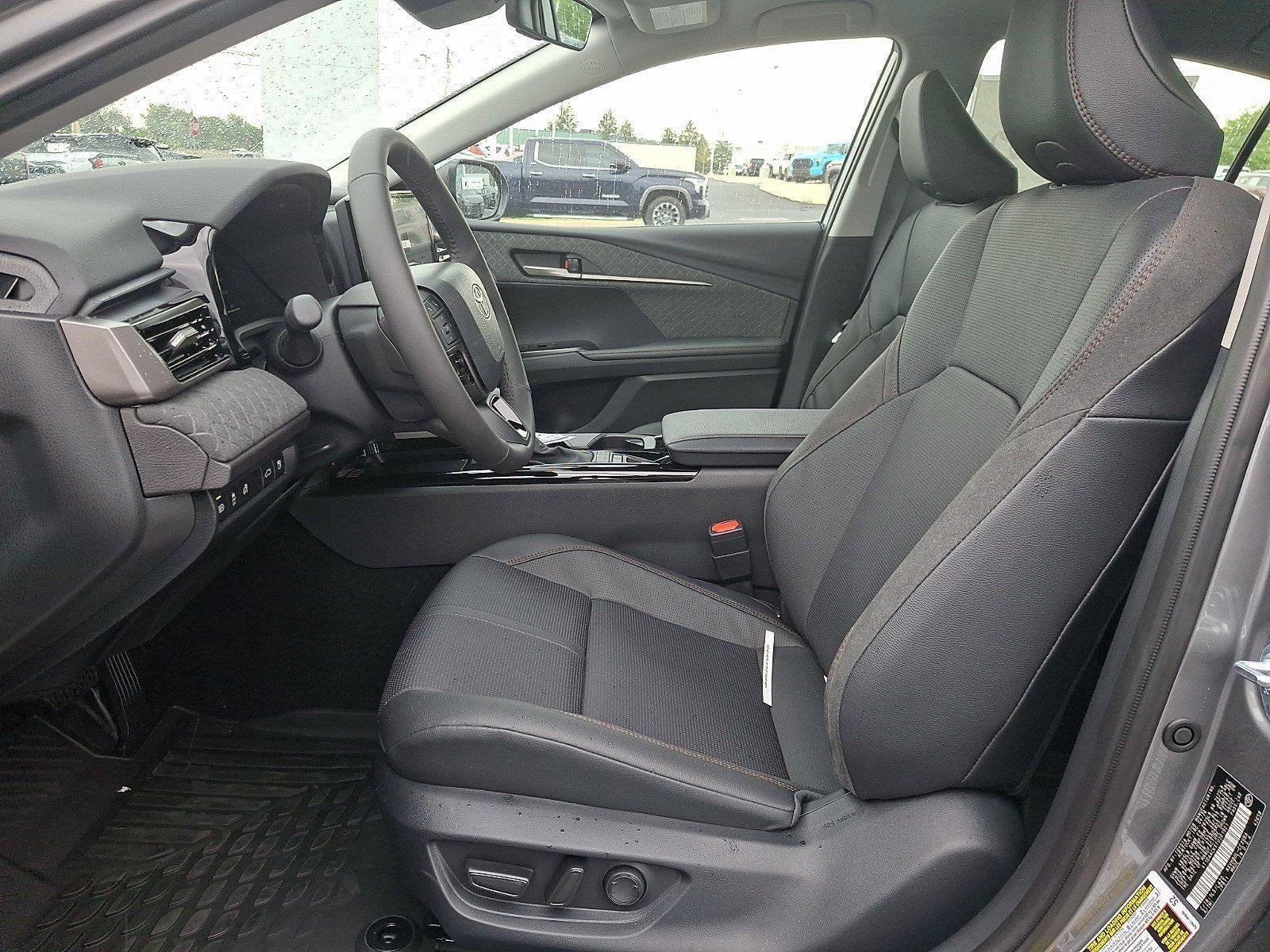 2026 Toyota Camry XLE (SE)