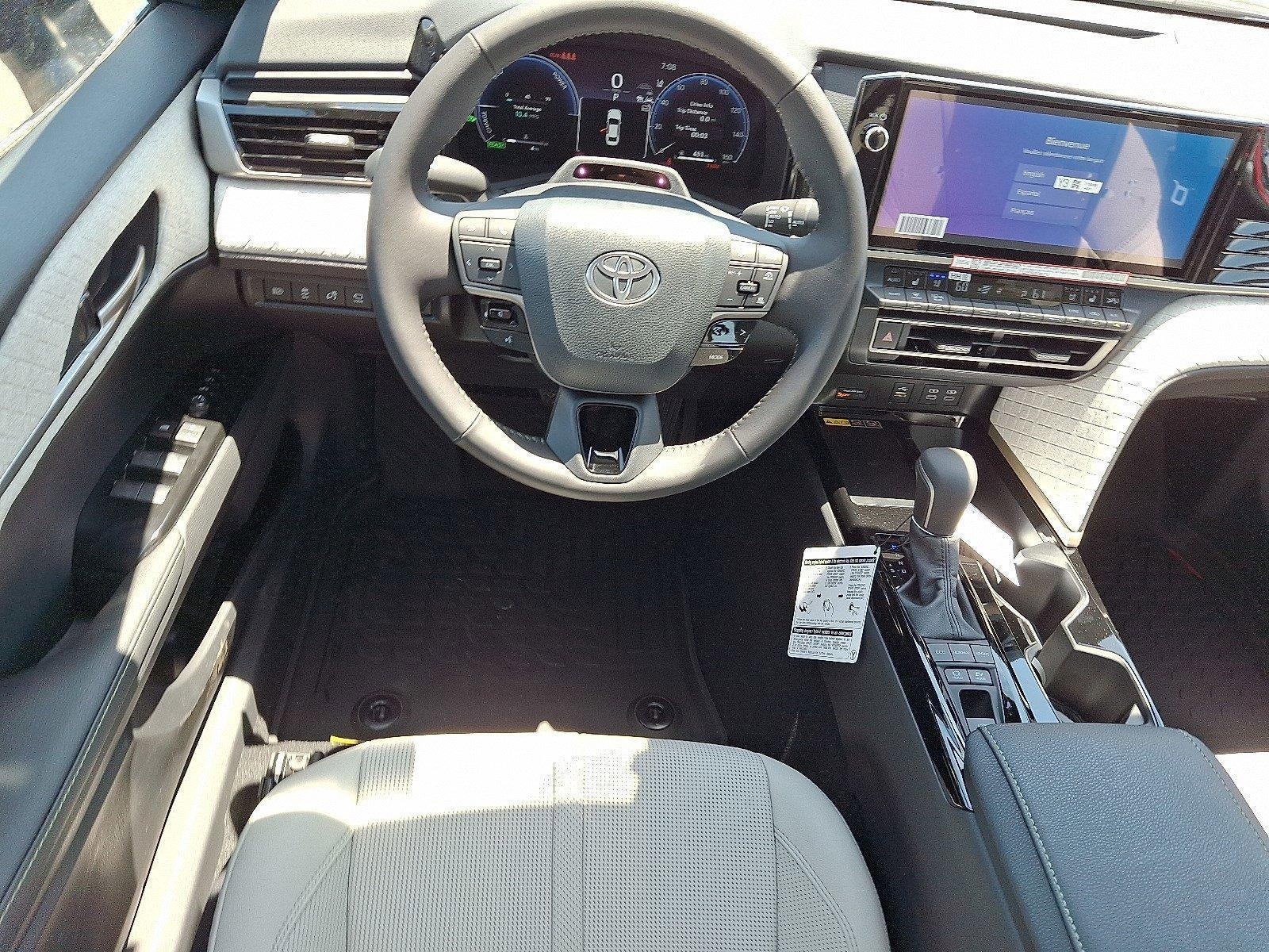 2026 Toyota Camry XLE AWD (Natl)