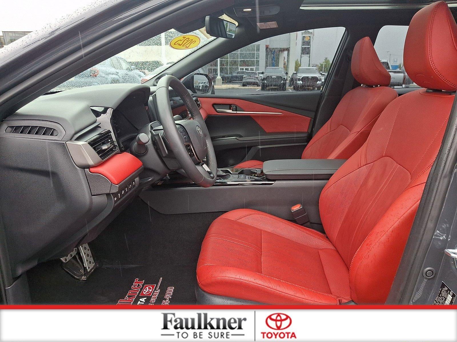 2025 Toyota Camry XSE AWD (Natl)