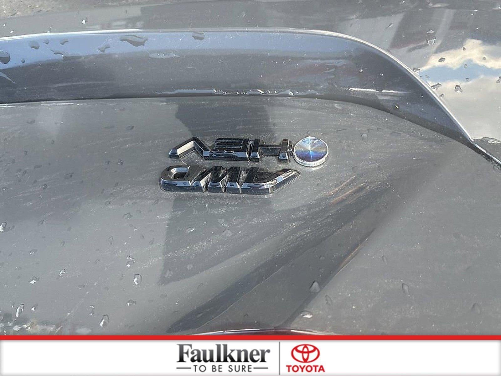 2025 Toyota Camry XSE AWD (Natl)