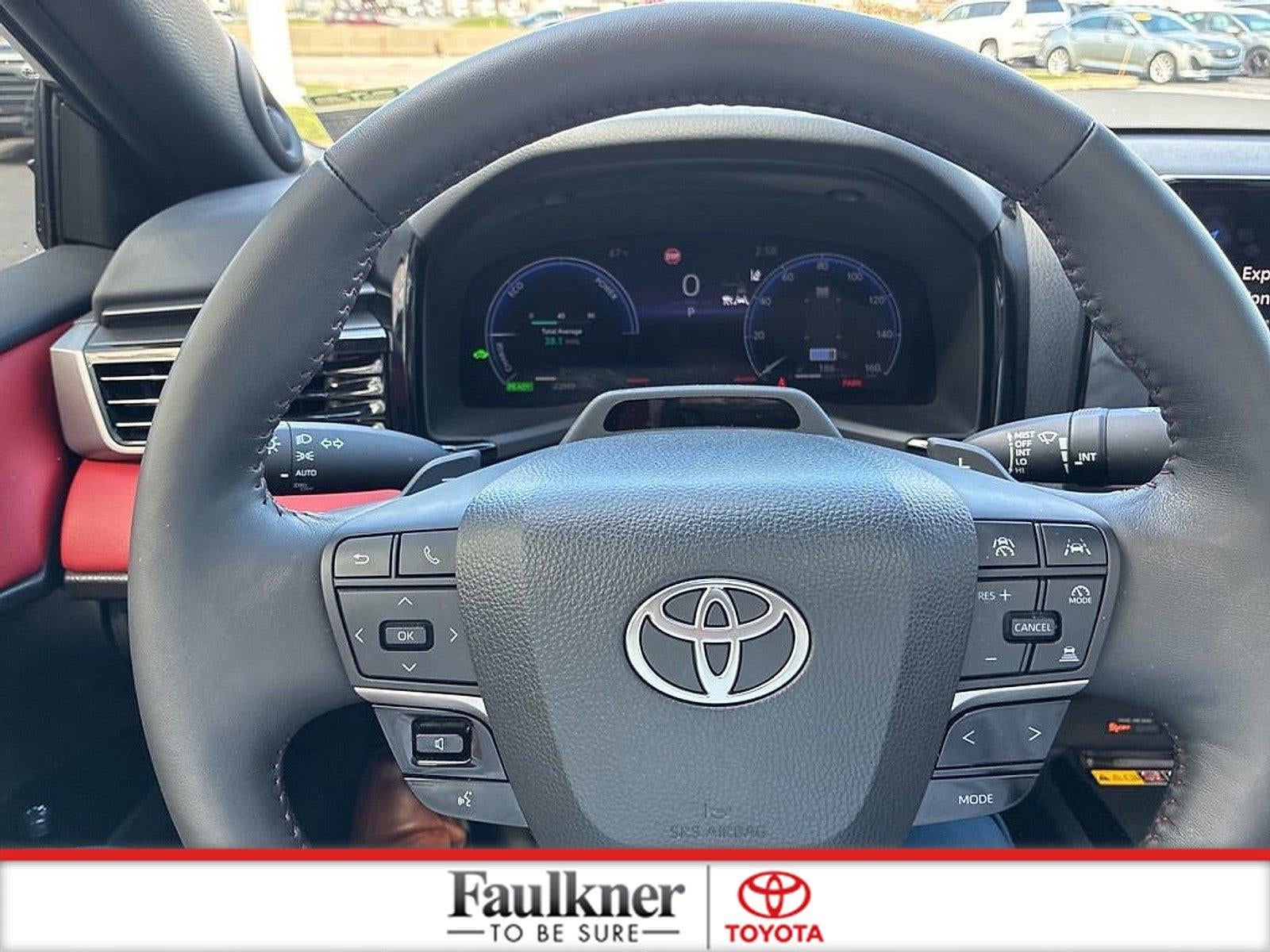 2025 Toyota Camry XSE AWD (Natl)