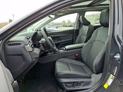2026 Toyota Camry XLE AWD (Natl)