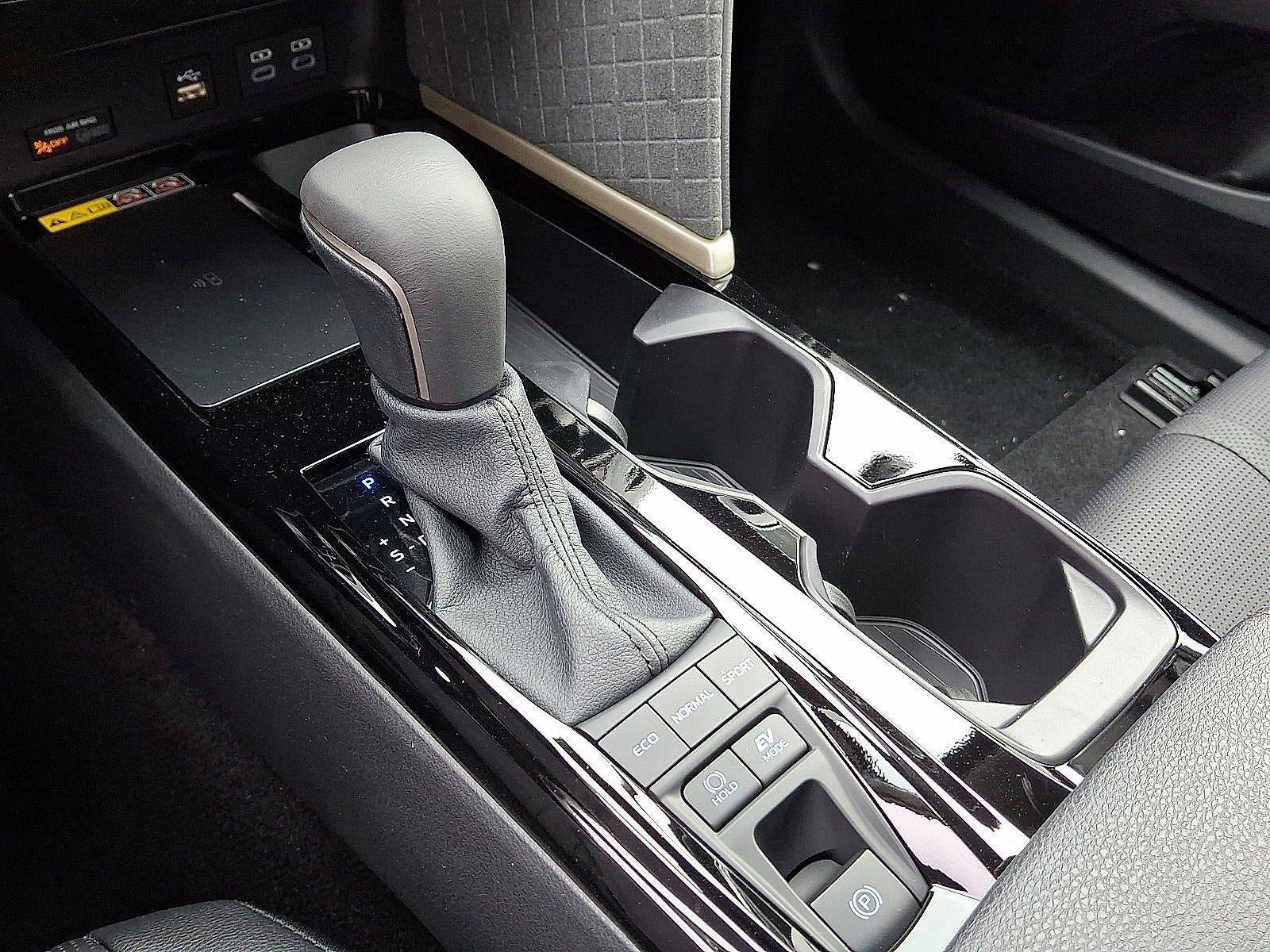 2026 Toyota Camry XLE AWD (Natl)