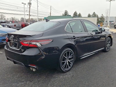 2023 Toyota Camry SE Auto (SE)