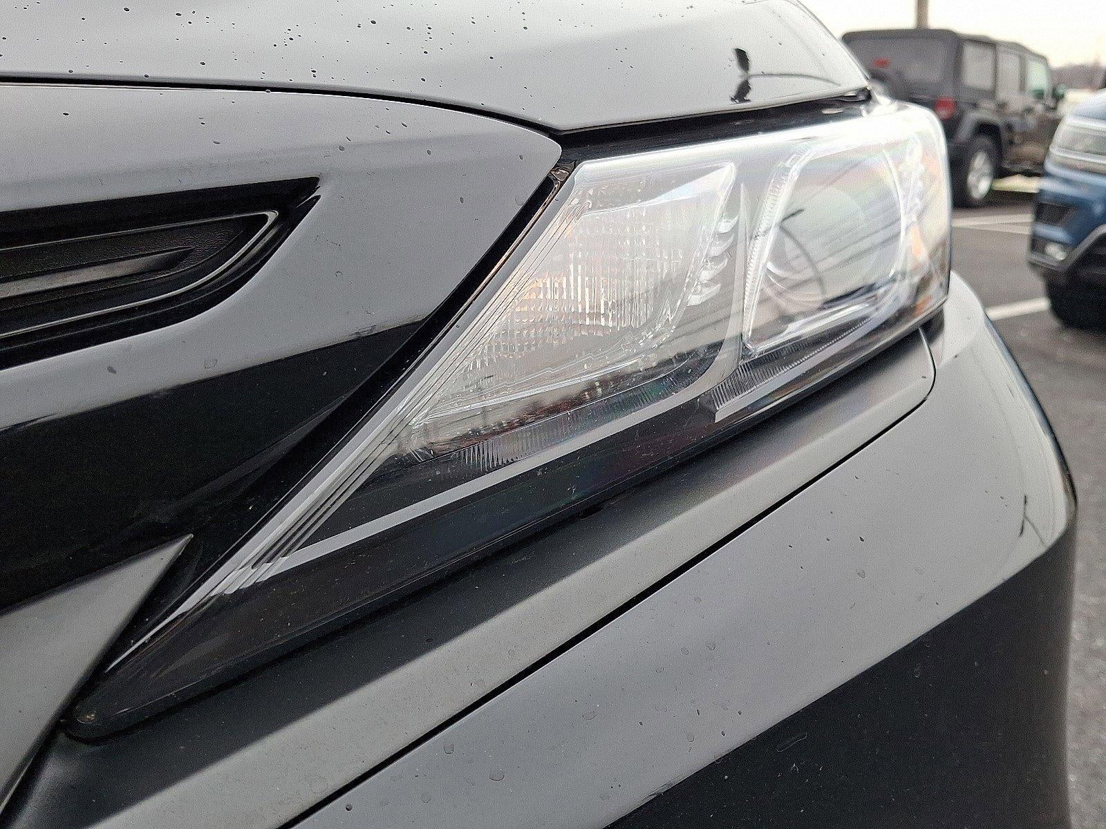 2023 Toyota Camry SE Auto (SE)