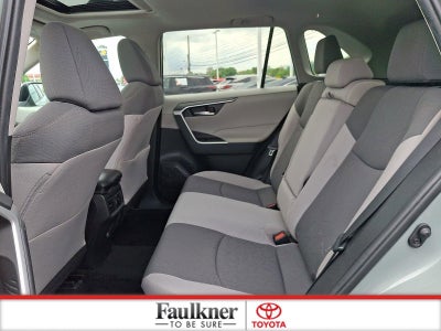 2021 Toyota RAV4 Hybrid XLE AWD (Natl)