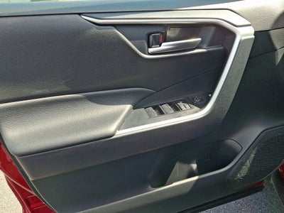 2025 Toyota RAV4 Hybrid XLE AWD (Natl)