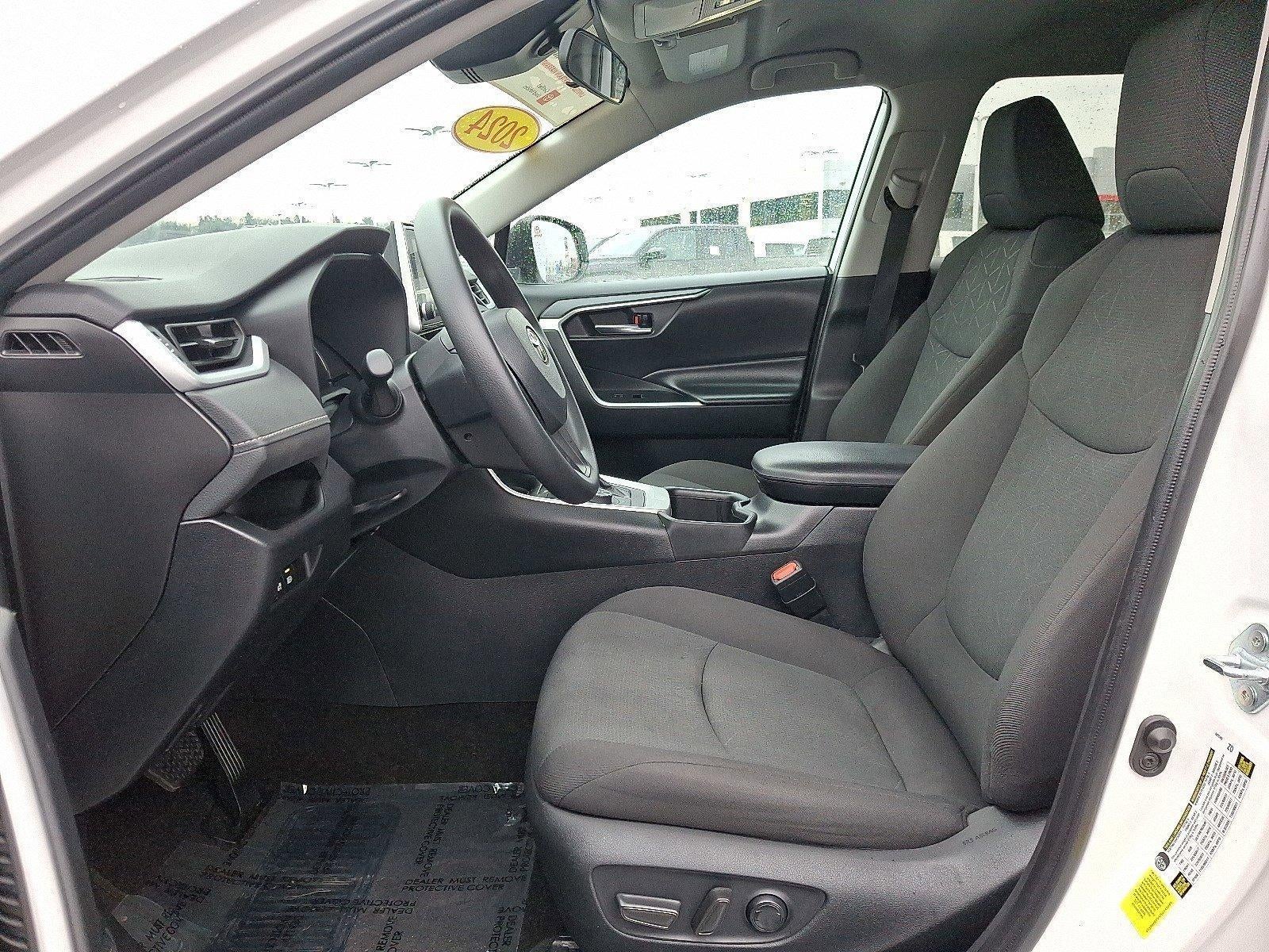 2024 Toyota RAV4 Hybrid XLE AWD (Natl)