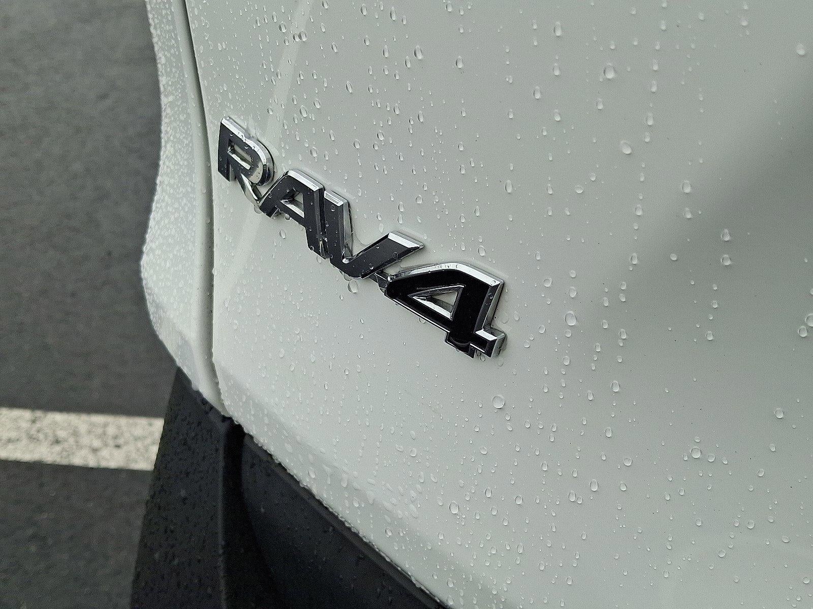 2024 Toyota RAV4 Hybrid XLE AWD (Natl)