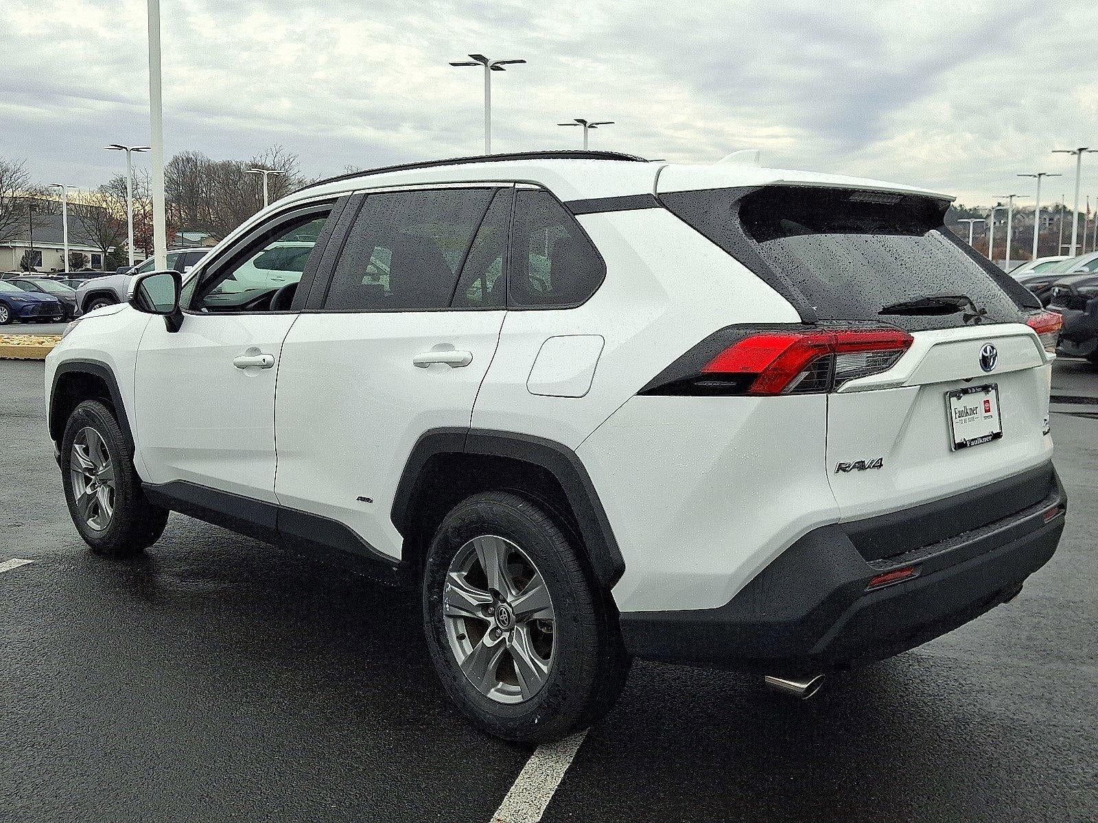 2024 Toyota RAV4 Hybrid XLE AWD (Natl)