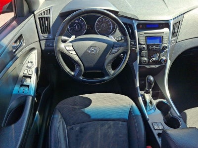 2013 Hyundai SONATA 4dr Sdn 2.4L Auto SE