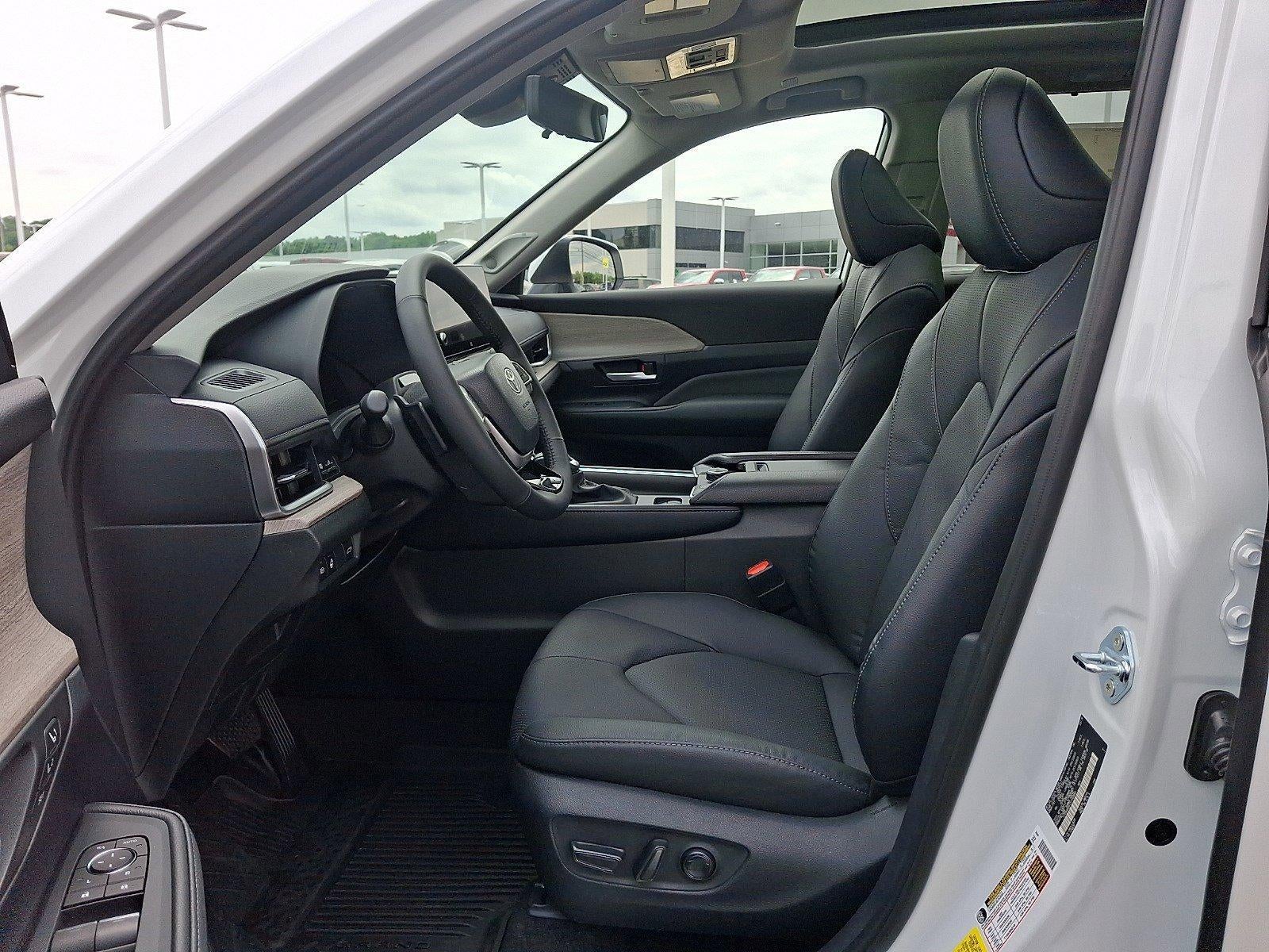 2026 Toyota Grand Highlander Platinum AWD (Natl)