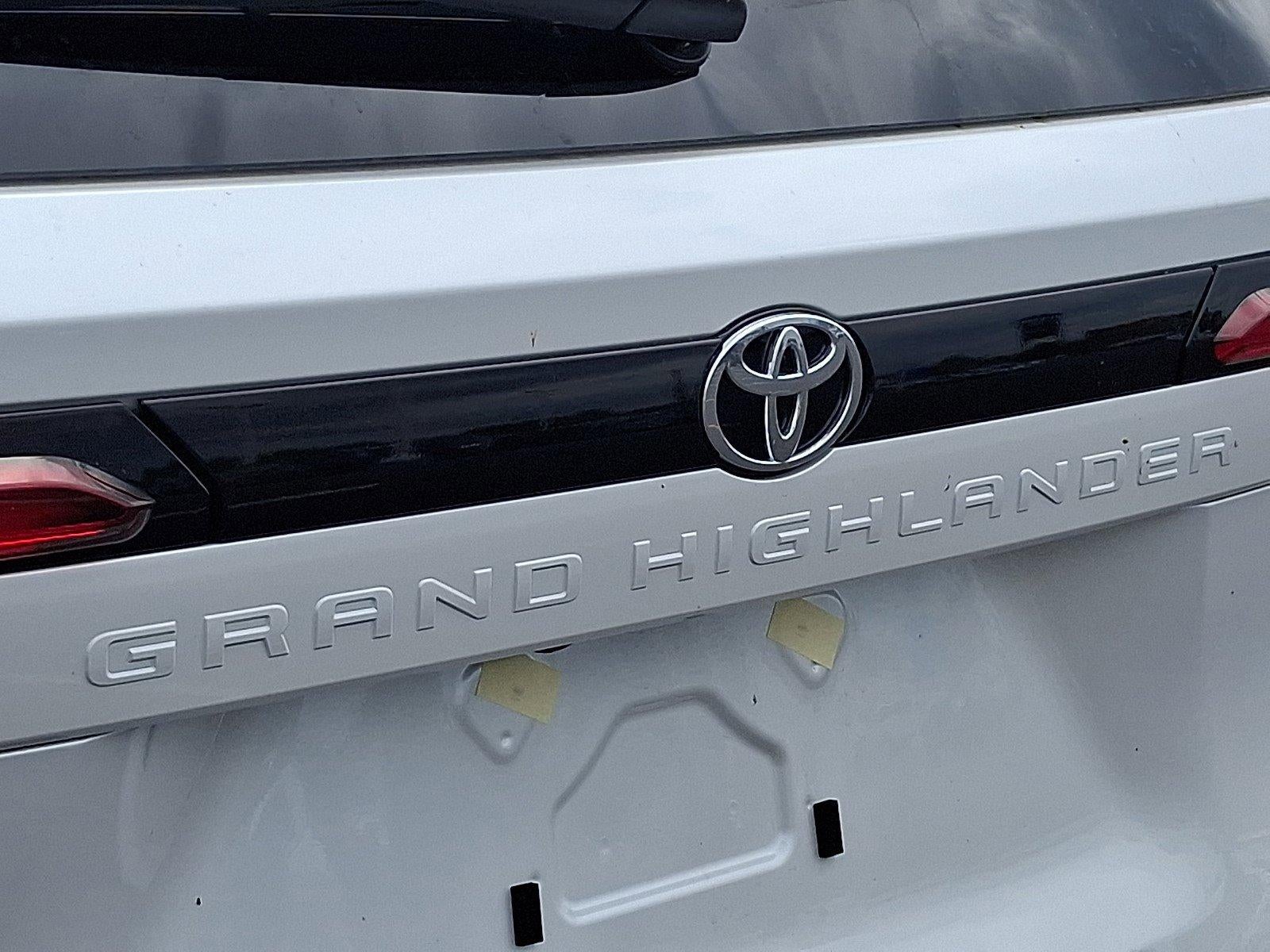 2026 Toyota Grand Highlander Platinum AWD (Natl)