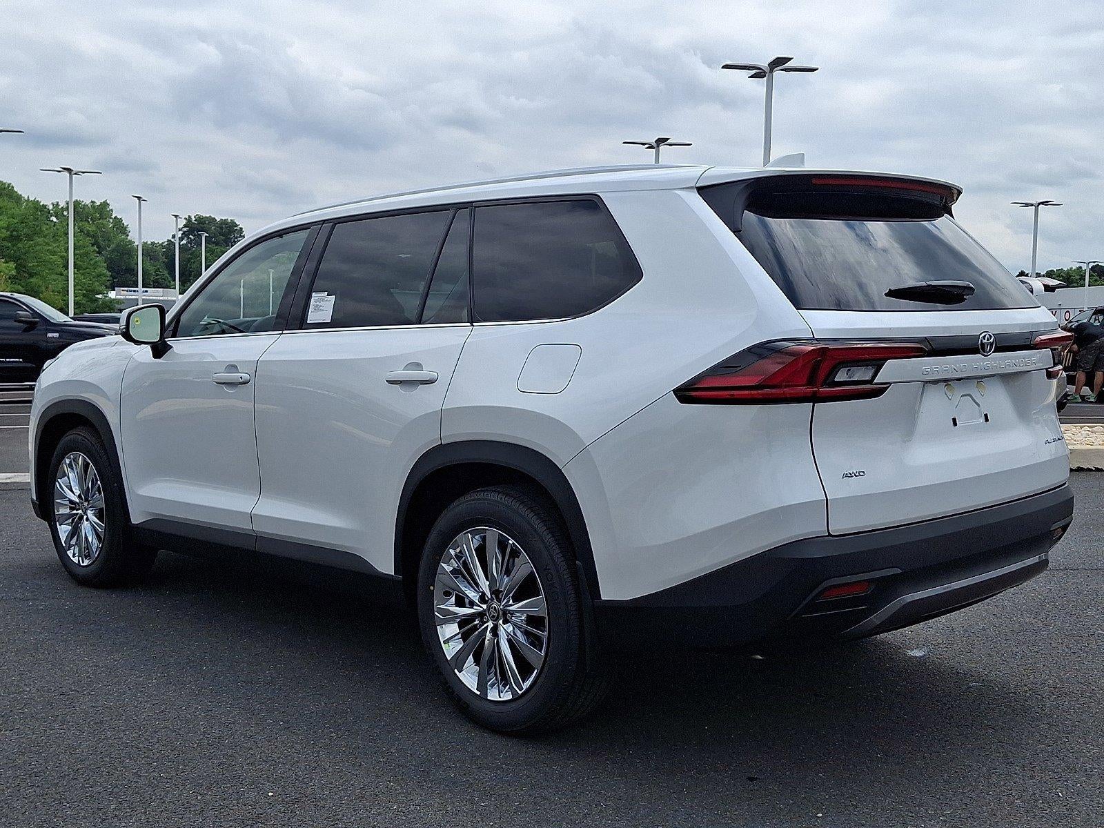2026 Toyota Grand Highlander Platinum AWD (Natl)