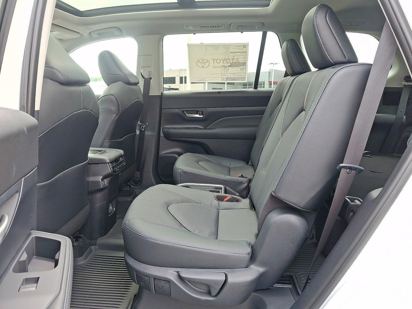 2026 Toyota Grand Highlander Platinum AWD (Natl)