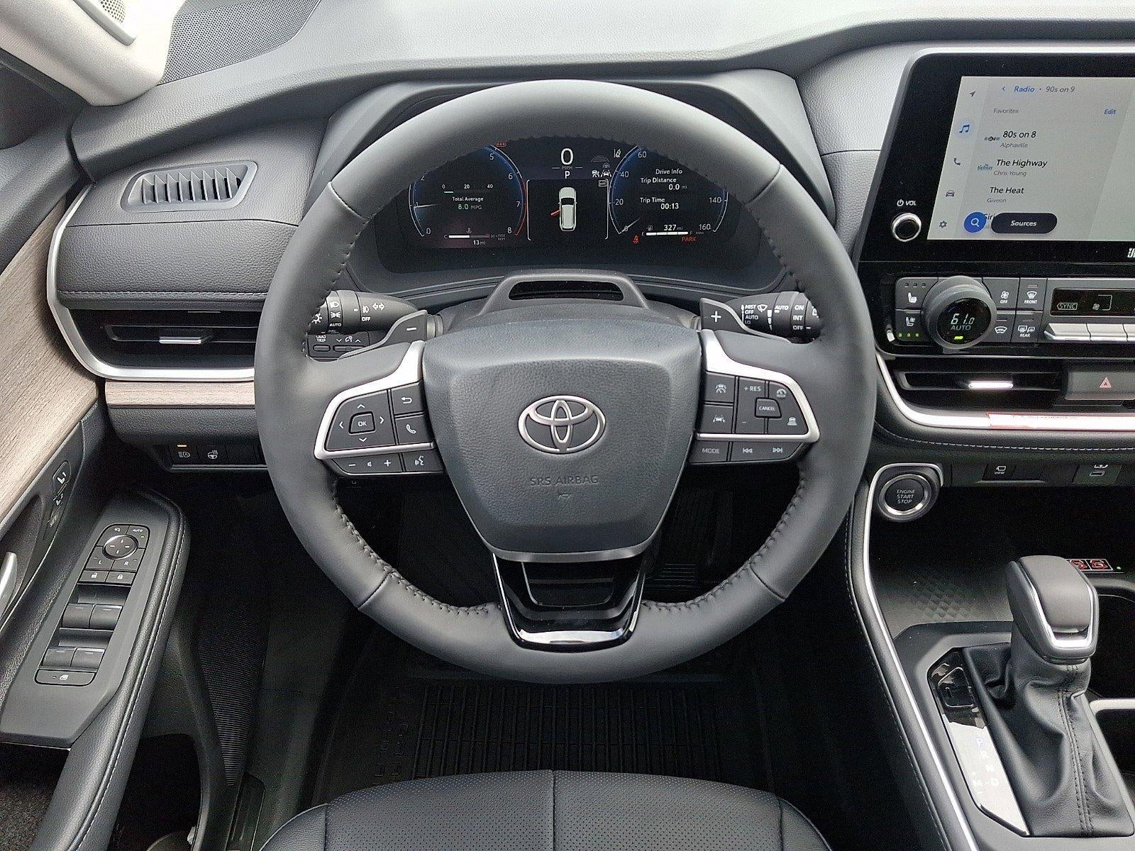 2026 Toyota Grand Highlander Platinum AWD (Natl)