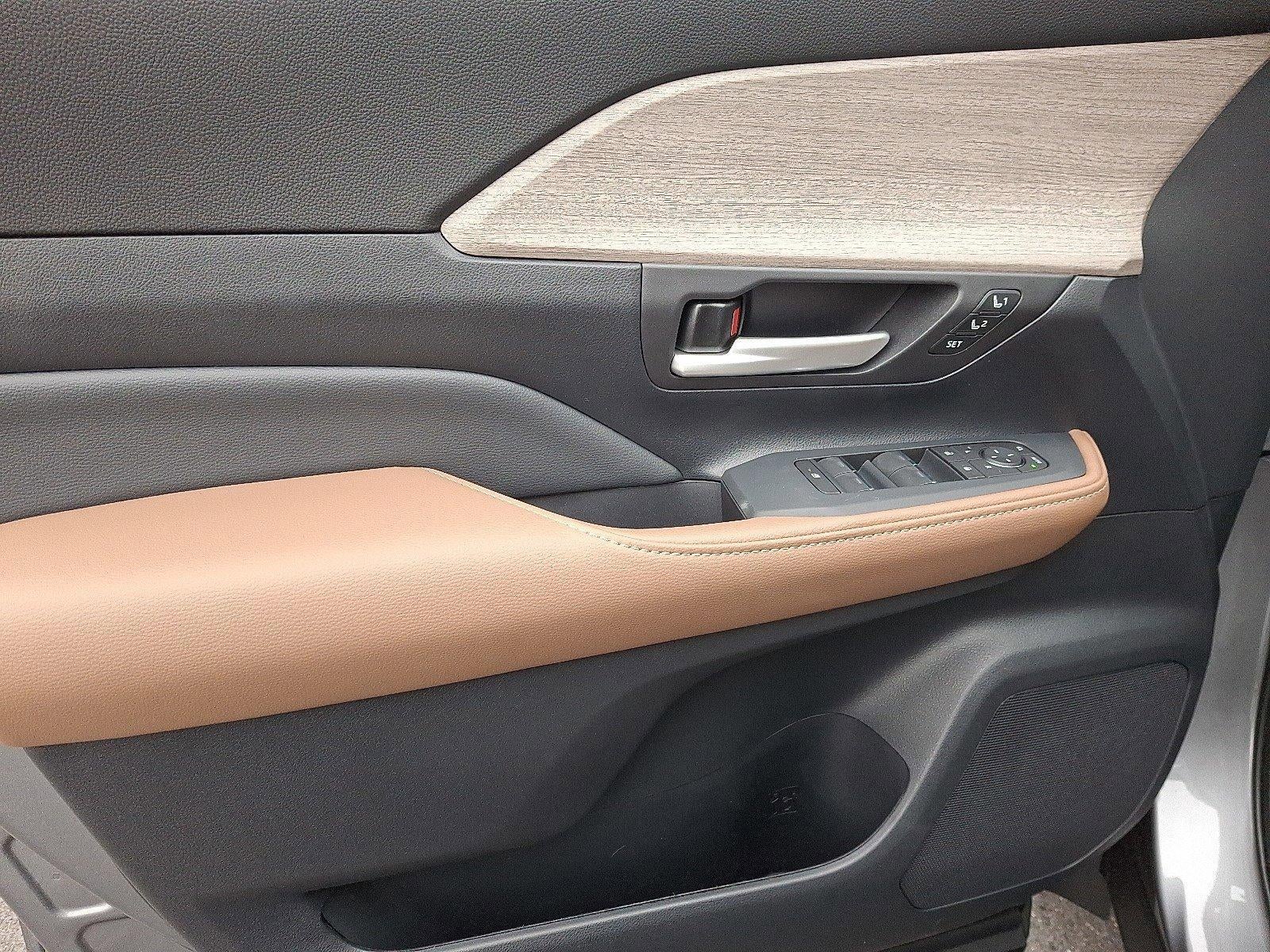 2026 Toyota Grand Highlander Platinum AWD (Natl)