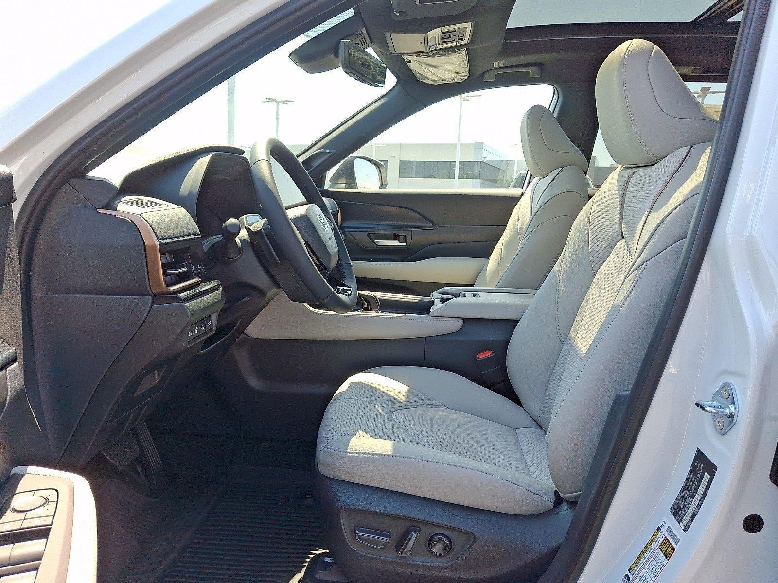 2026 Toyota Grand Highlander Hybrid MAX Platinum AWD (Natl)