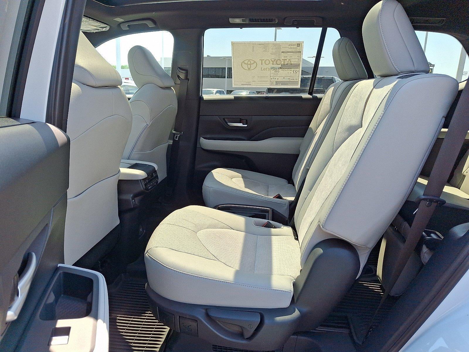 2026 Toyota Grand Highlander Hybrid MAX Platinum AWD (Natl)