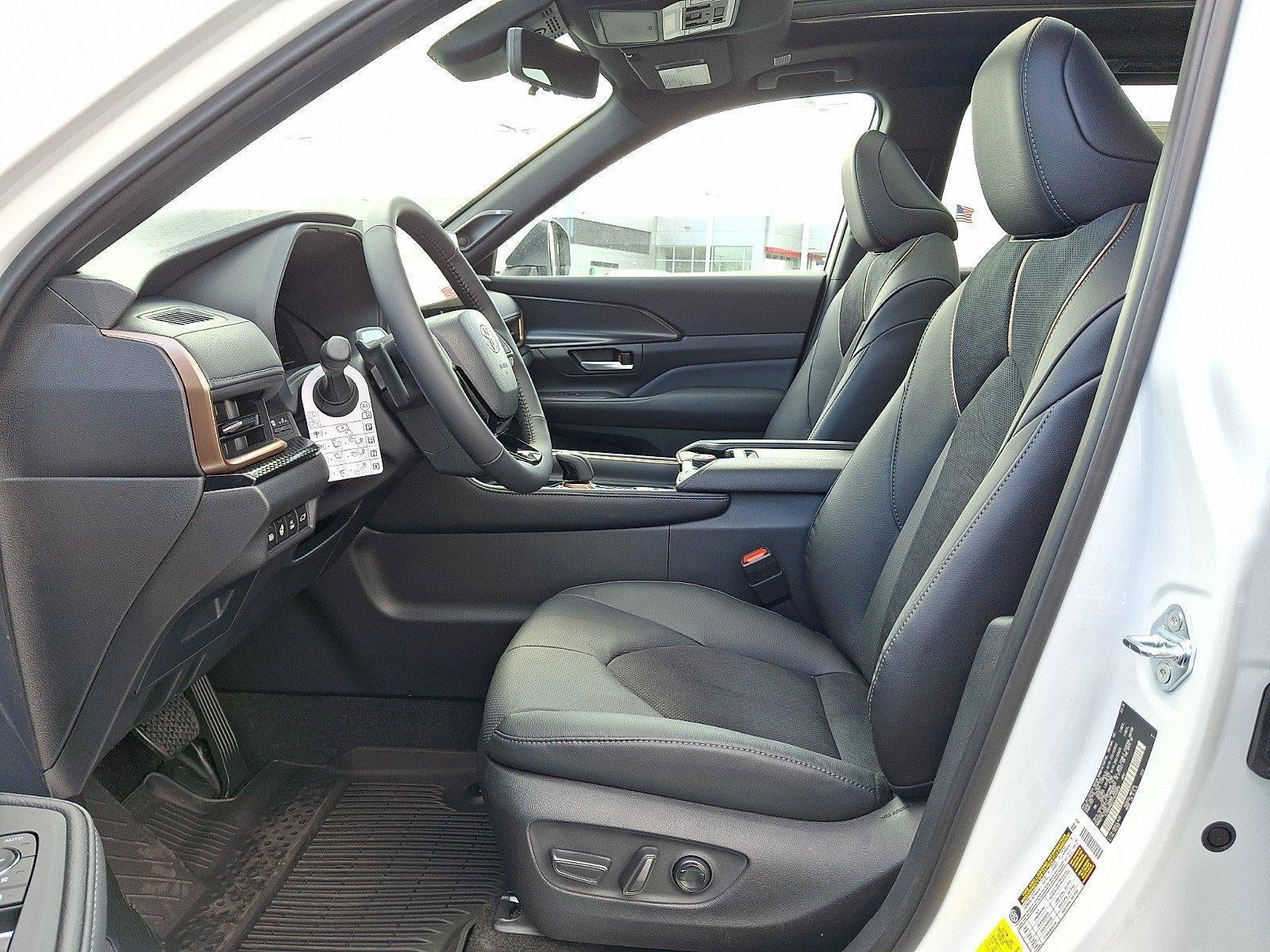 2026 Toyota Grand Highlander Hybrid MAX Platinum AWD (Natl)