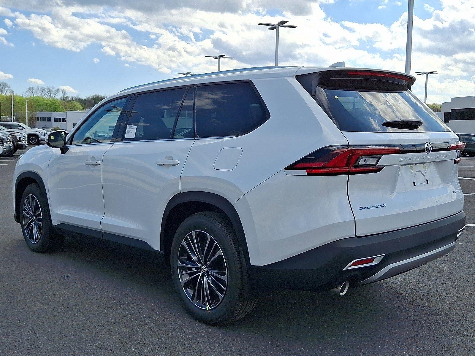 2026 Toyota Grand Highlander Hybrid MAX Platinum AWD (Natl)