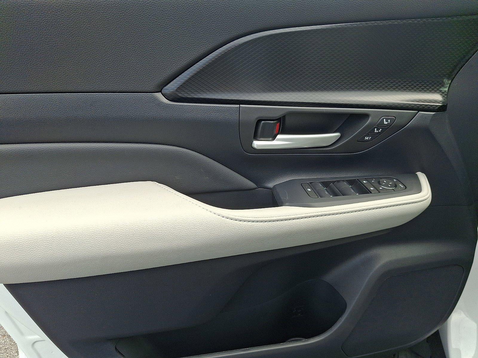 2026 Toyota Grand Highlander Hybrid MAX Platinum AWD (Natl)