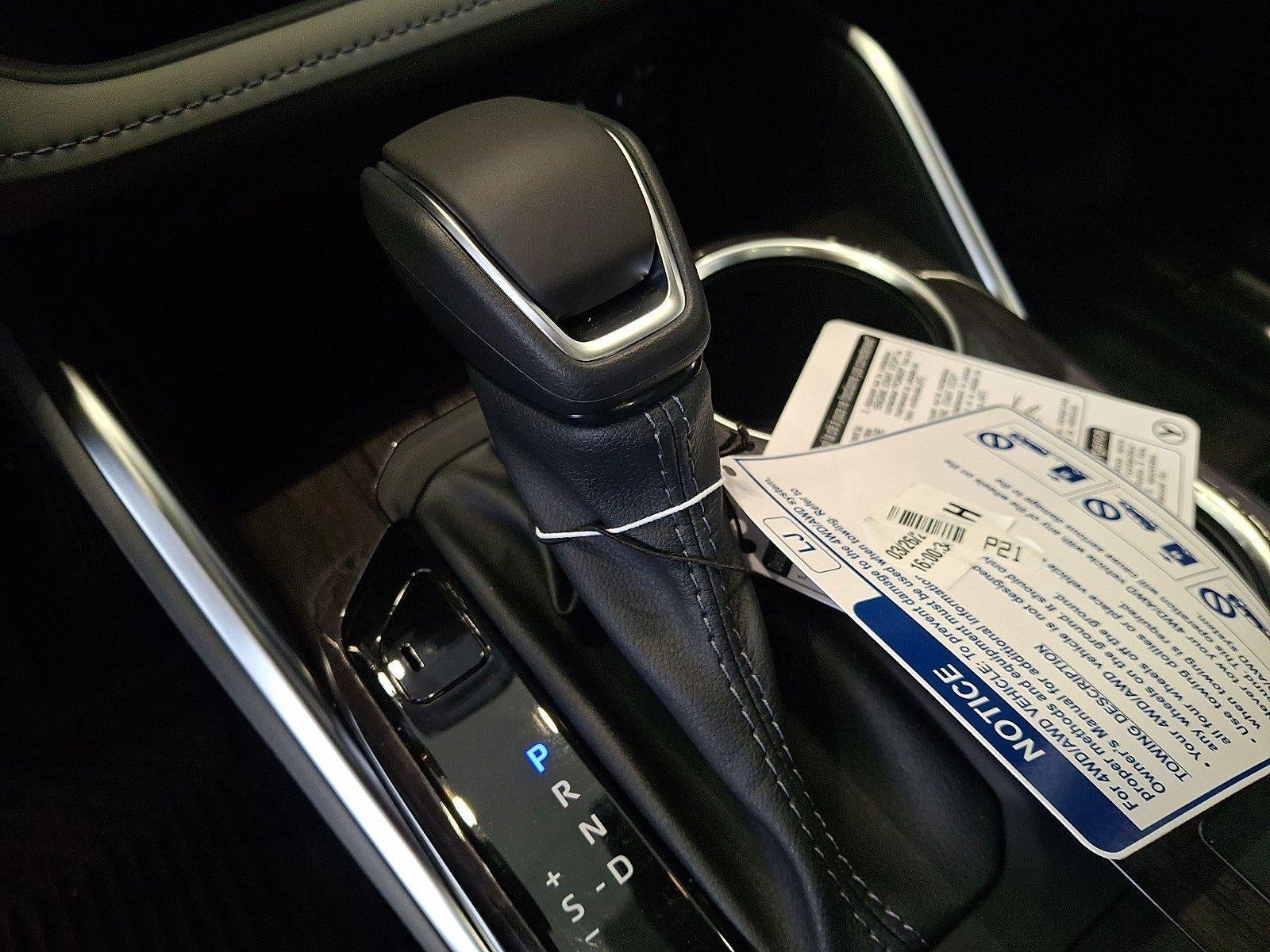 2026 Toyota Highlander Hybrid Platinum AWD (Natl)