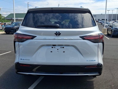 2026 Toyota Sienna Platinum AWD 7-Passenger (GS)