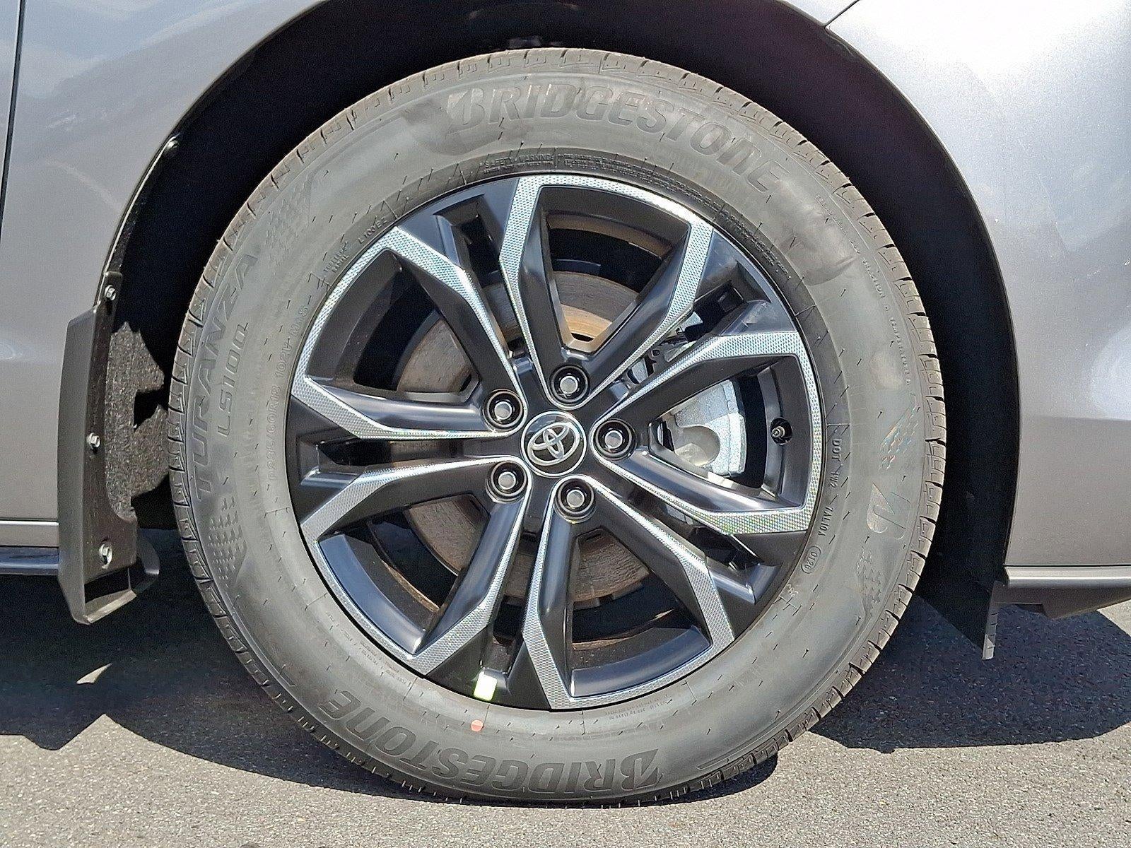 2026 Toyota Sienna Platinum AWD 7-Passenger (GS)