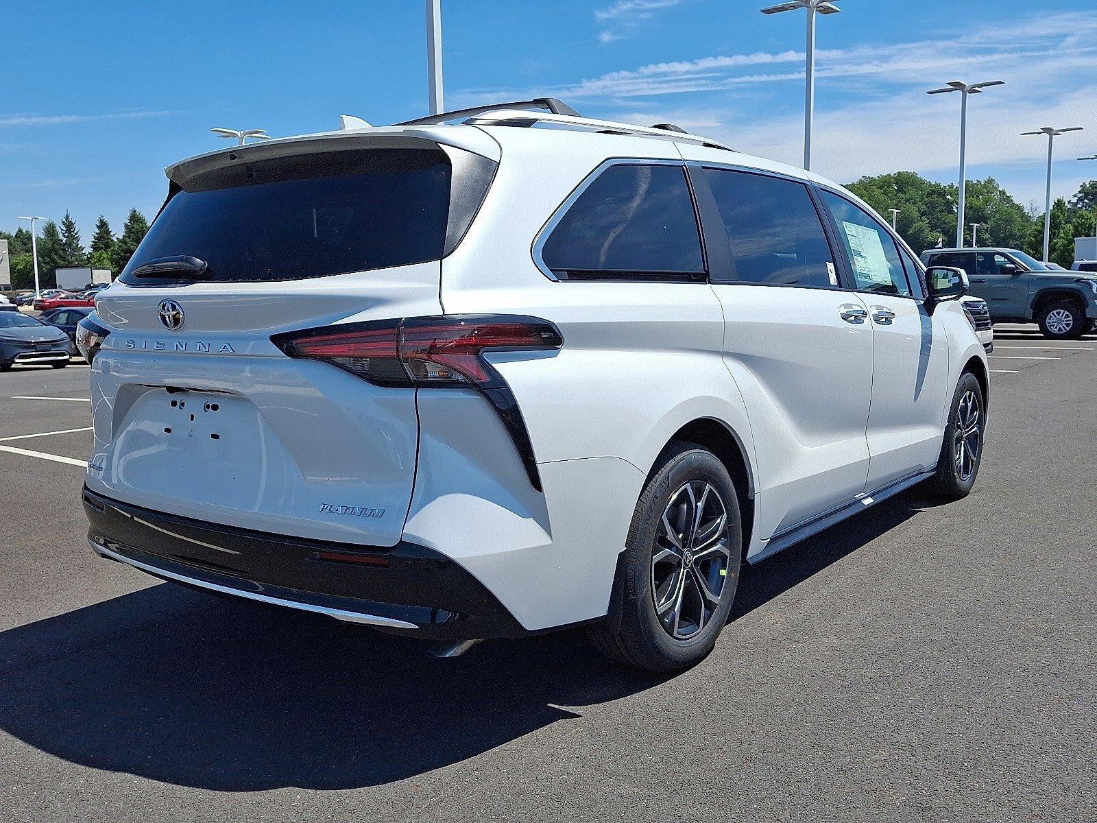 2026 Toyota Sienna Platinum AWD 7-Passenger (GS)