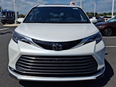 2026 Toyota Sienna Platinum AWD 7-Passenger (GS)